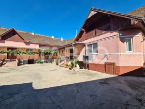 Casa cu spatiu comercial de vanzare in Sebes zona centrala - imagine 11