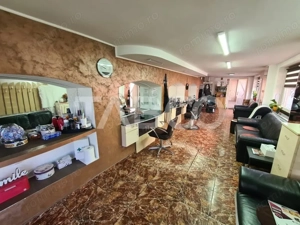 Casa cu spatiu comercial de vanzare in Sebes zona centrala - imagine 4