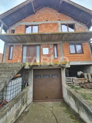 Casa la rosu de vanzare in Sebes-Lancram judetul Alba - imagine 11