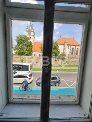 Spatiu comercial de inchiriat pe Lucian Blaga in centru Sebes - imagine 9