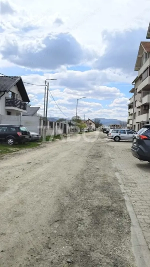Teren intravilan de vanzare in Sebes drumul Petrestiului - imagine 4