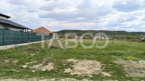 Teren intravilan de vanzare in Sebes drumul Petrestiului - imagine 2