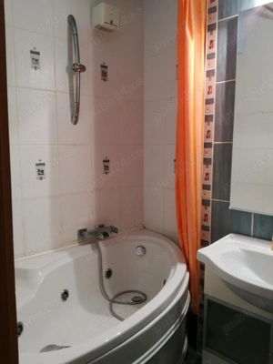 Închiriez apartament 2 camere, mobilat, centrală proprie   zona Bălcescu - imagine 7