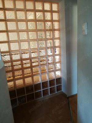 Închiriez apartament 2 camere, mobilat, centrală proprie   zona Bălcescu - imagine 6