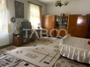 Casa cu 2 camere si gradina de vanzare in Sibiu zona Orasul de jos - imagine 5