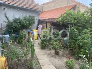 Casa cu 2 camere si gradina de vanzare in Sibiu zona Orasul de jos - imagine 11