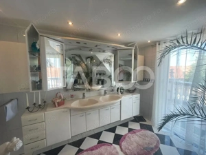 Vila deosebita  453 mp utili si curte 528 mp in Avrig - imagine 10