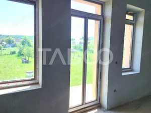 Casa individuala 5 camere cu teren 2000 mp Sura Mare Hamba Sibiu - imagine 15