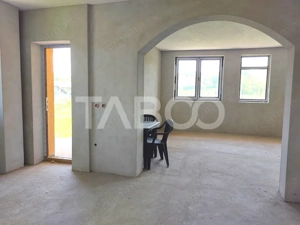 Casa individuala 5 camere cu teren 2000 mp Sura Mare Hamba Sibiu - imagine 6