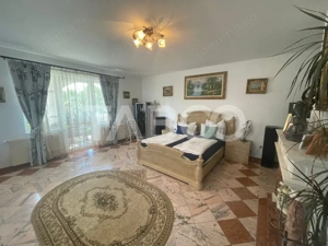 Vila deosebita  453 mp utili si curte 528 mp in Avrig - imagine 5