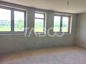 Casa individuala 5 camere cu teren 2000 mp Sura Mare Hamba Sibiu - imagine 9
