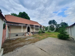 Teren intravilan 1500 mp - parcelabil - utilitati - Front 30 m - imagine 11