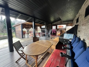 Pensiune moderna de vanzare la cheie in Vistisoara cu 1800 mp de teren - imagine 10