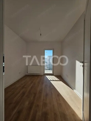Apartament 4 camere 3 balcoane 91 mpu si LOC PARCARE zona Dna Stanca  - imagine 2