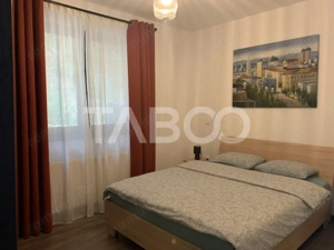 Casa 8 camere 7 bai 284 mp 225mp curte libera in Porumbacu de Sus - imagine 12