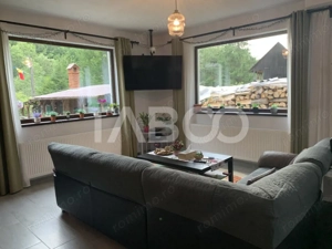 Casa 8 camere 7 bai 284 mp 225mp curte libera in Porumbacu de Sus - imagine 3