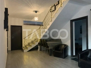 Casa 8 camere 7 bai 284 mp 225mp curte libera in Porumbacu de Sus - imagine 14