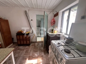 Casa de vanzare 4 camere 2 bai 1162 mp de curte si gradina in Toderita - imagine 14