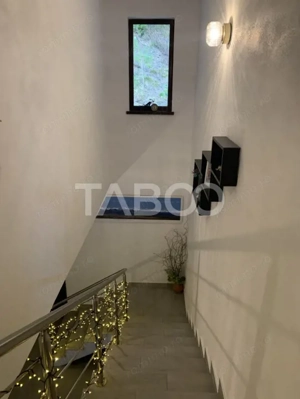 Casa 8 camere 7 bai 284 mp 225mp curte libera in Porumbacu de Sus - imagine 16