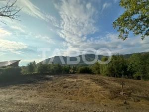 Teren intravilan 2039 mp de vanzare cu PUZ in Cisnadioara Sibiu - imagine 2