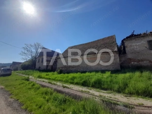 Teren de vanzare 4500 mp in centrul comunei Hamba judetul Sibiu - imagine 6