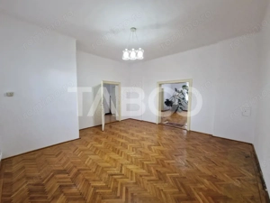 Apartament central 4 camere spatiu comercial garaj si pivnita Sibiu - imagine 2