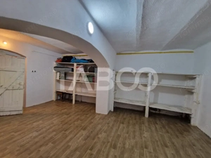 Apartament central 4 camere spatiu comercial garaj si pivnita Sibiu - imagine 12