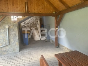 Casa si spatiu comercial de vanzare 148 mpu in comuna Poplaca Sibiu - imagine 13