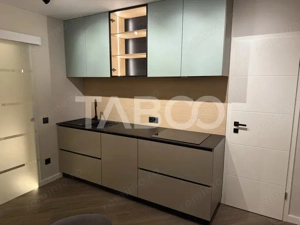 Apartament premium de inchiriat 2 camere renovat premium in Strand - imagine 2