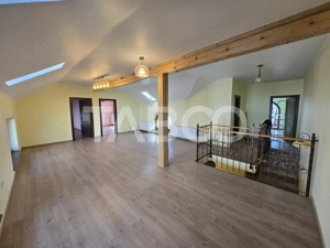 Casa noua de inchiriat 5 camere 200mp si Garaj zona Tineretului Sibiu - imagine 4