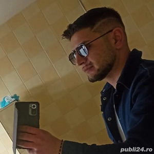 Caut Sclava Amanta supusa Dominare 