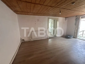 Casa de vanzare 2 camere 61 mpu teren liber 974 mp Venetia de Sus - imagine 2