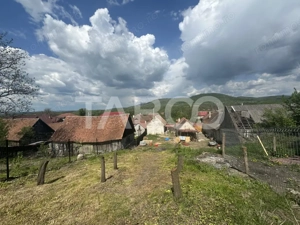 Casa de vanzare 2 camere 61 mpu teren liber 974 mp Venetia de Sus - imagine 4