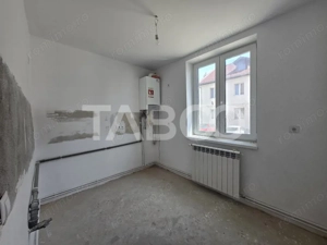 Apartament 48mp decomandat 2 camere de vanzare zona Turnisor Sibiu - imagine 10