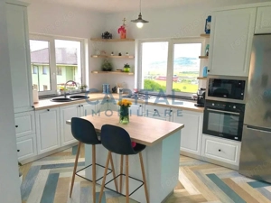 Casa superba cu panorama, cartierul nou, Dezmir - imagine 2