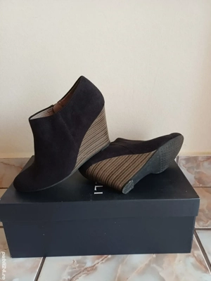 Vand botine negre, 37, Blue Cox, in stare foarte buna