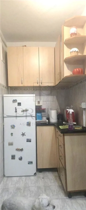 Garsoniera - Decomandat - Etaj Intermediar - Clima - Zona Blascovici - imagine 3