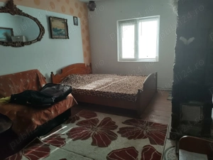 Vând casă cu livada și teren - imagine 6