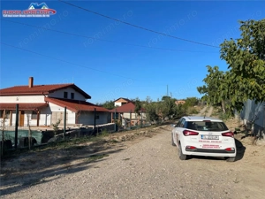 Teren intravilan de vanzare in localitatea Nufaru - imagine 2