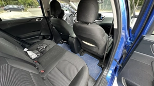 Kia Ceed 2021 - 1.4 T-GDi 140 cp benzina - garantie 2028 reteaua Kia - imagine 9