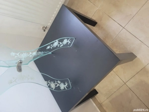 masuta de cafea din lemn culoare neagra micuta si cocheta  - imagine 3