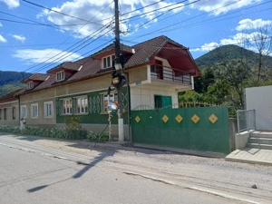 Vind casa in Baile Herculane  - imagine 5