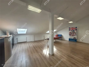 Spatiu de birouri decomandat 2 camere in zona centrala din Sibiu - imagine 2