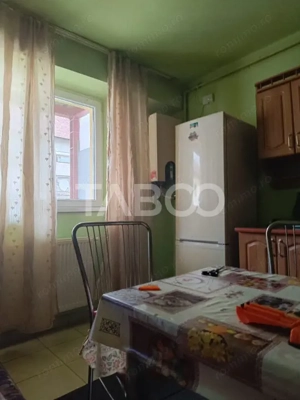 Garsoniera cat un apartament! 51 mp utili balcon 6 mp etaj 3 sat Marsa - imagine 4