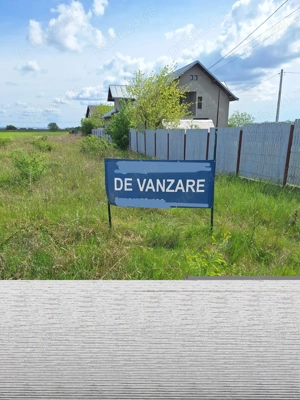 De vânzare teren intravilan 1500m  Ariceștii Rahtivani