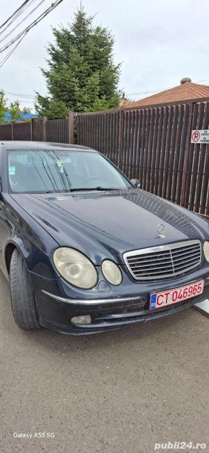 Mercedes E220