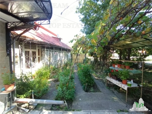 Casa, gradina si curte intr - un peisaj de poveste, aici in Slanic Prahova, unde aerul este curat si - imagine 18