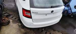 Dezmembrez / dezmembrari piese auto Skoda Fabia 3 III combi 1.0b motor CHYB an 2019 56.942 km cutie  - imagine 5