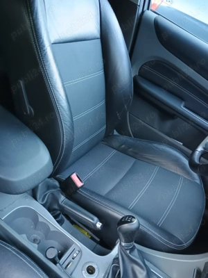 FORD FOCUS break, 1.6 benzina - 100 cp, an fabricatie 2008. Pret: 3350 euro negociabil - imagine 9