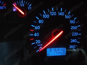 Vând golf 4, gri, an 2003, ambreiaj defect ( blocat) nu se învârte motorul